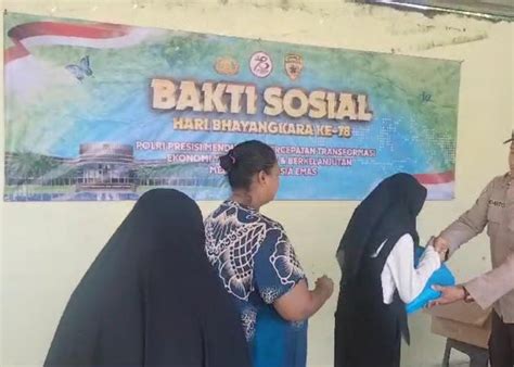 HUT Bhayangkara Ke 78 Polsek Purwosari Bagikan Paket Sembako