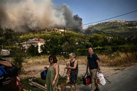 La Jornada Incendios Mortales Se Multiplican En Grecia