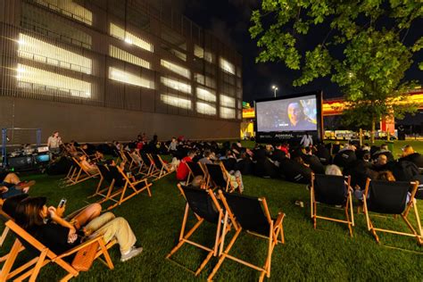 Otvara Se Letnji Bioskop Na Savi Promenadi Kultura Dnevni List Danas