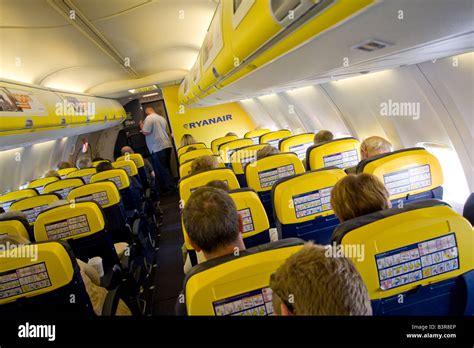 Ryanair Cabin Hi Res Stock Photography And Images Alamy