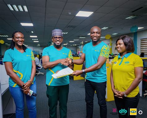 Ayo Mtn Extends Brand Ambassadorial Deal With Abeiku Santana