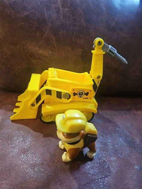 Paw Patrol Rubble Bulldozer Vehicle With Figure Playset Digging Yellow ...