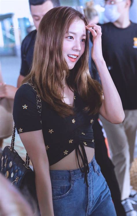 Jisoo — Airport Jisoo Kimjisoo Blackpink Nữ Thần Thời Trang