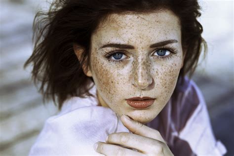 Portrait Women Face Model Freckles Blue Eyes Wallpaper Coolwallpapers Me