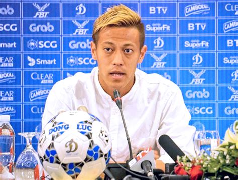 カンボジア代表の本田圭佑監督が公式会見出席「とても興奮している」あす初陣マレーシア戦 スポーツ報知