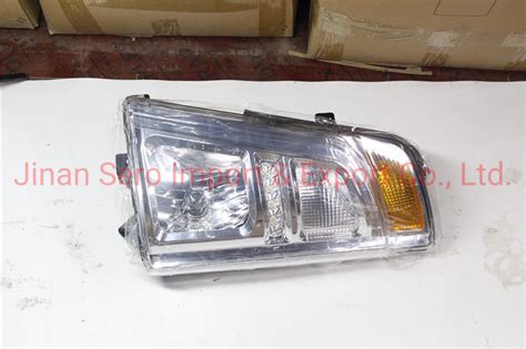 Sinotruk Howo Trucks Spare Parts Combination Headlamp Assembly