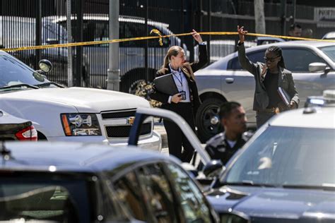 Lapd Officer Out With Girlfriend Fatally Shot At Taco Stand In Lincoln