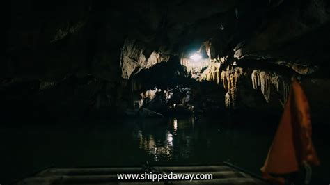 Trang An Boat Tour: Incredible caves and temples (Ultimate Guide) - Shipped Away