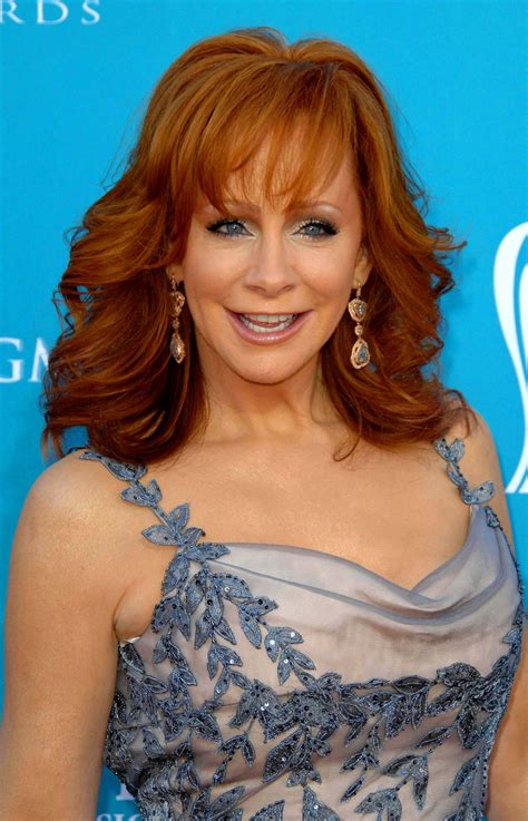 Pin By Penny Gyke On Reba Mcentire Birthday Party Country Female Singers Reba Mcentire Red Hair