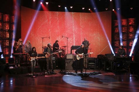 Watch The War On Drugs Perform I Dont Live Here Anymore With Lucius