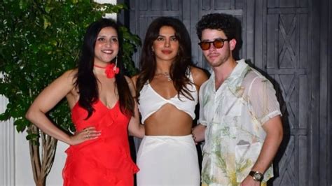 Priyanka Chopra Nick Jonas Attend Mannara Chopra S Birthday Desi Girl