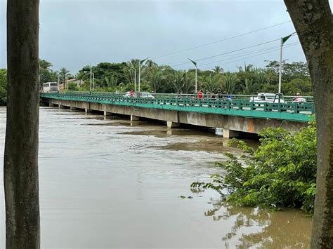 Rio Long Volta A Transbordar Em Esperantina Ap S Chuvas No Piau