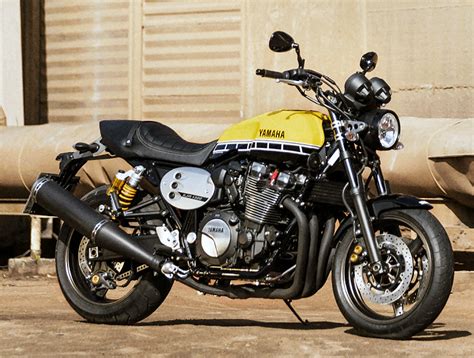 Yamaha Xjr Eme Anniversaire Fiche Moto Motoplanete