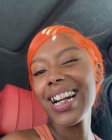 Maiya J On Twitter Girl Grillz Girls With Grills Grillz Teeth