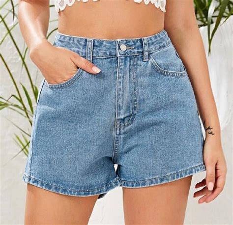 Medium Washed Pocket Detail Solid Denim Shorts Small Property Room