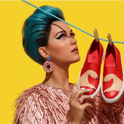 Katy Perry is Launching a Vibrant New Line for “Shoes that turns heads ...