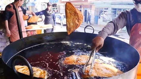 Afghanistan Street Food - Mouthwatering Bolani in Kabul 2020 - YouTube