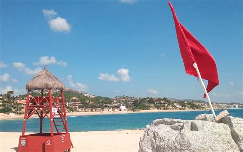 Colocan Banderas Rojas Por Efectos De Kevin En Playas De Los Cabos