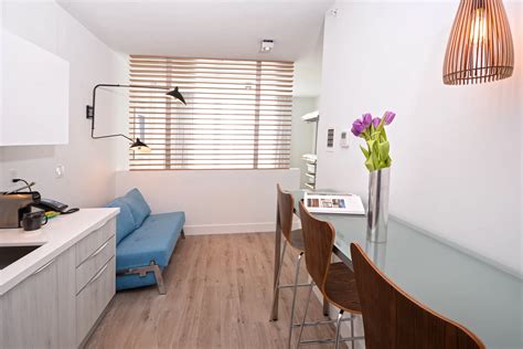 Oceanside studio with balcony. – 6080 Design Hotel by Eskape Collection