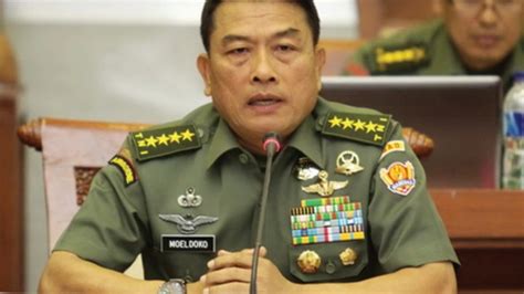 Baret Hitam Wajib Dikenakan Personel Mabes Tni