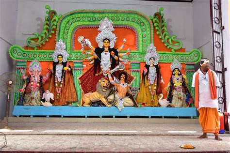 Himanta Biswa Sarma On Twitter Offered Puja At Sri Sri Radha Mohan