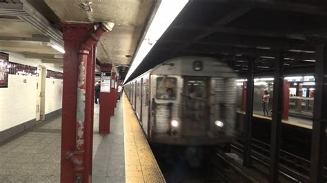 Mta Nyc Subway Euclid Avenue Bound R C Train Arriving At Th