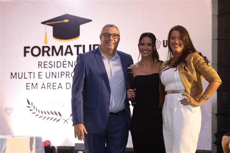 Formatura residências multi e uniprofissional em área de saúde Turma