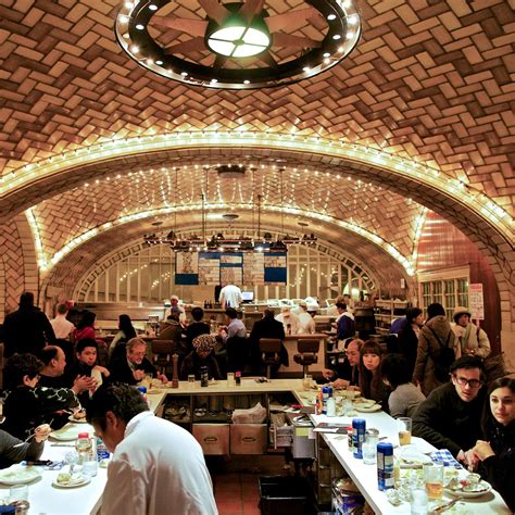 12 Iconic New York City Restaurants Every New Yorker Needs To Try