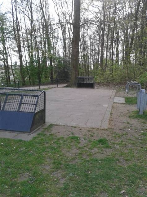 Spielplatz Hainstr Kaiser Wilhelm Hain In Wuppertal Nevigeser Stra E