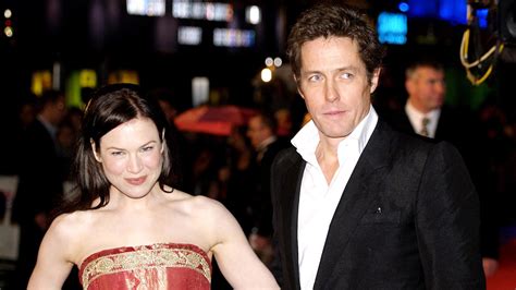 Une Première Photo De Hugh Grant Et Renée Zellweger échangeant Un