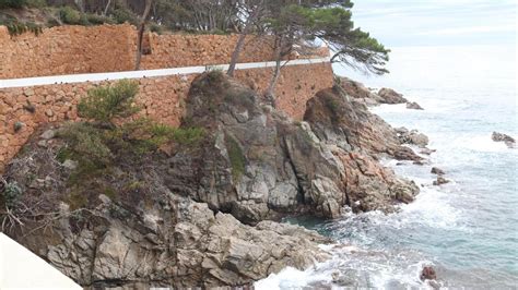 Mor Un Home De 68 Anys En Caure D Un Penya Segat Quan Feia Una Foto A