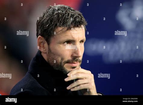 Mark Van Bommel Hi Res Stock Photography And Images Alamy