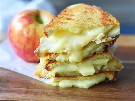 Gouda Honeycrisp Apple Bacon Grilled Cheese Modern Honey