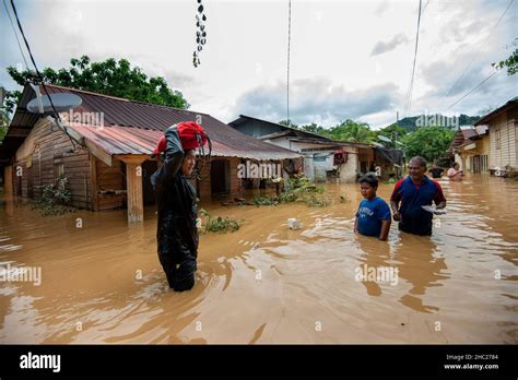 Selangor Malaysia Th Dez Flutopfer Waten Durch Eine