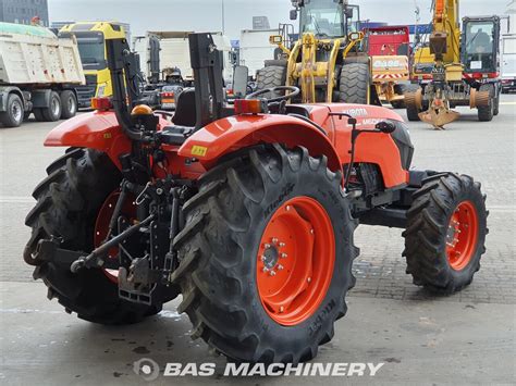 Kubota M6060 2017 Tractor Agricultural Bas Machinery