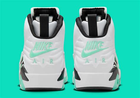 Jordan MVP 678 "Green Glow" | SneakerNews.com