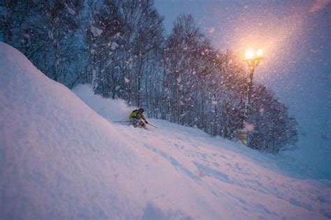 Night Skiing Opening - 2020/21 - Niseko Tourism