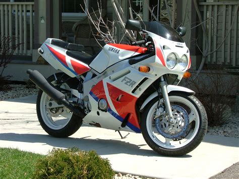 Yamaha FZR600 Yamaha Motorcycles