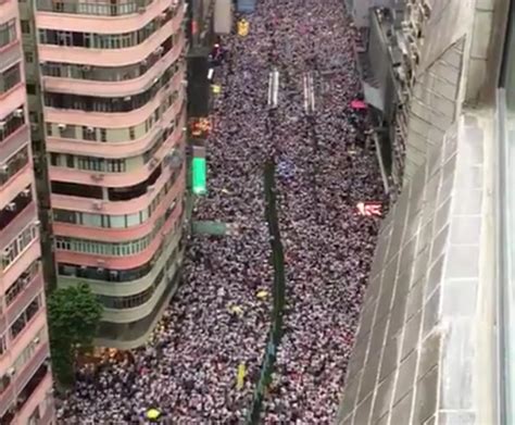 Hundreds Of Thousands Of Protesters In Hong Kong Against The