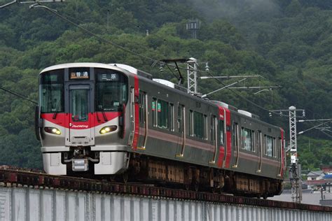 227系JR西日本 高い安全性と居住性を備える地方都市圏の新顔 トレたび 鉄道旅行情報サイト