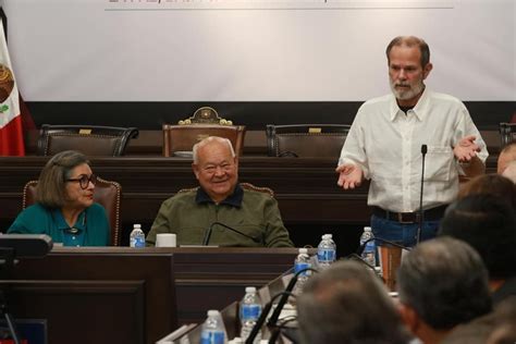 Presentan A Gobernador Víctor Castro Cosío Análisis De Políticas Y