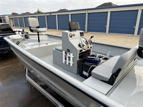 Seaark 1872MVT Center Console welded aluminum | 2 Cool Fishing Forum