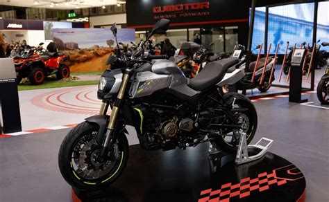 Cómo es la nueva moto naked china de alta cilindrada