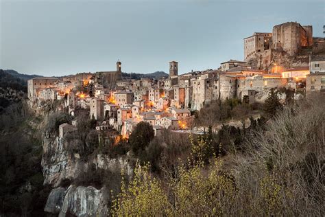 Sorano Cosa Vedere In Un Giorno Guida Ai Luoghi Viaggiamo