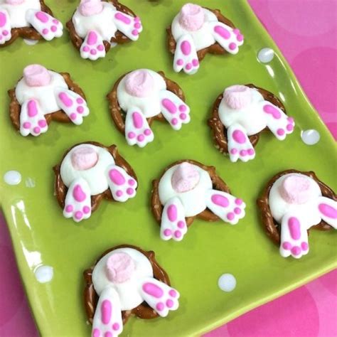 Bunny Butt Pretzels The Cutest Easter Treat The Soccer Mom Blog