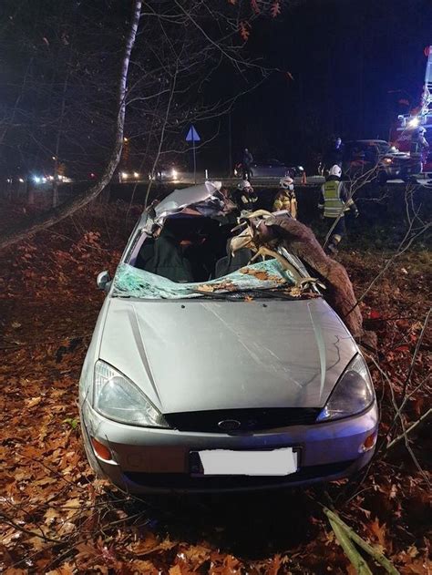 Niepo Omice Wypadek Na Dk Jedna Osoba W Szpitalu Po Zderzeniu Z