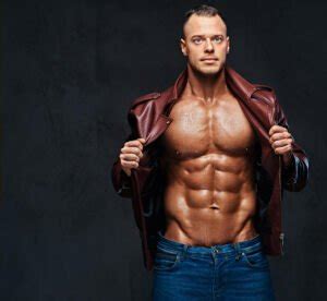 10 Cable Machine Core Exercises For A Stronger And Defined Midsection ...