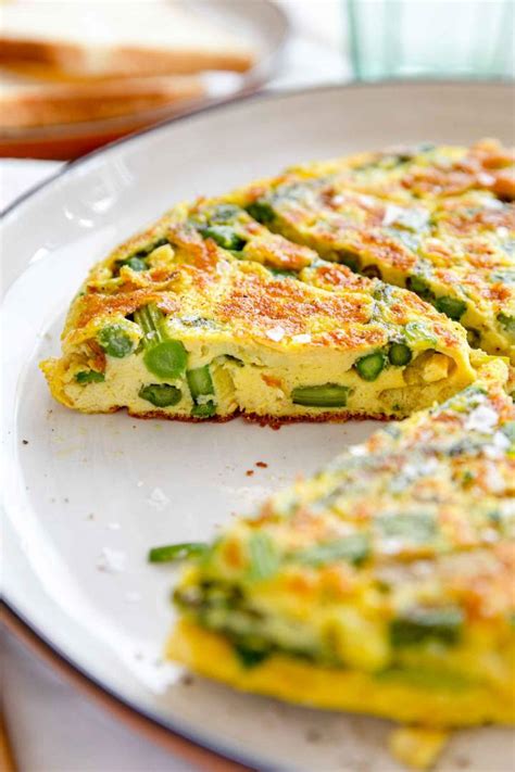 Asparagus Frittata | Jernej Kitchen