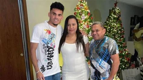 Who are Luis Diaz's parents? | The US Sun