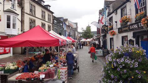 GollyGeeGosh: Keswick - Market Day